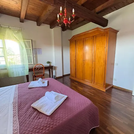 A 5 Min Da Bassano Con Bagno Privato E Area Fitness 3* Bassano del Grappa